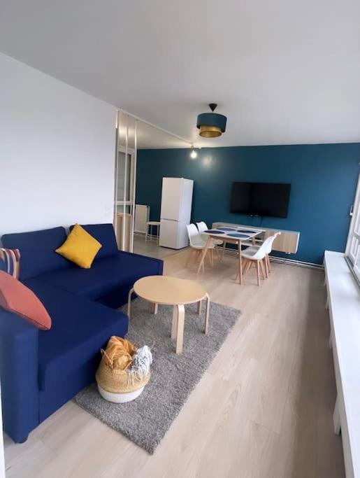 T2 Renove Avec Terrasse Proche Paris Et Disneyland Champs-Sur-Marne Exteriör bild